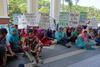 Protest tegen Pt. PRIA voor het gerechtsgebouw